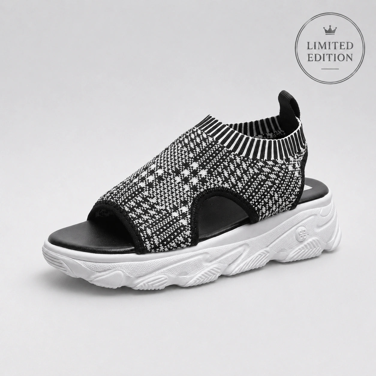 Meloa FreeStep Orthopedic Sandals